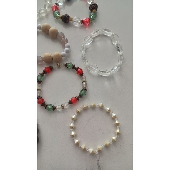 $Bundle 13 bracelets Ranging from Crystal plastic wood metallic beading. - Picture 2 of 7